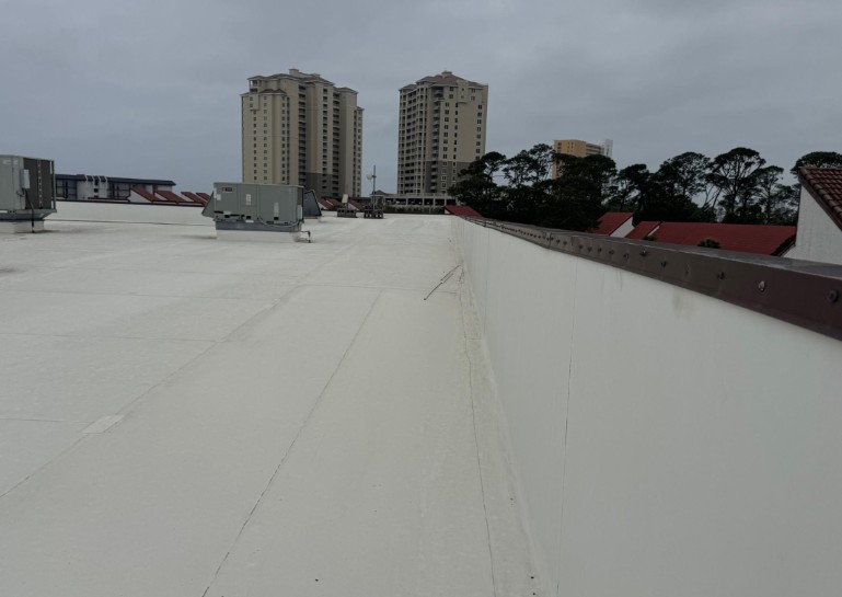 Tips to Maximize Flat Roof Lifespan