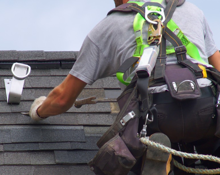 How Were the Roof Repairs Completed in Atlanta